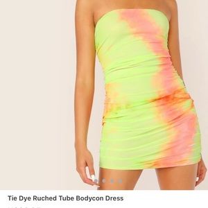 Tie die ruched dress